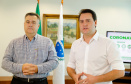 O Governo do Estado está alinhando com as emissoras e meios de comunicação do Paraná a divulgação das notícias sobre o novo coronavírus. O governador Carlos Massa Ratinho Junior recebeu nesta sexta-feira (20) chefes de reportagem e proprietários de veículos para alinhar as informações e destacar a colaboração da imprensa no papel de manter a população bem informada sobre a evolução e as medidas de contenção do Covid-19.