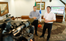 O Governo do Estado está alinhando com as emissoras e meios de comunicação do Paraná a divulgação das notícias sobre o novo coronavírus. O governador Carlos Massa Ratinho Junior recebeu nesta sexta-feira (20) chefes de reportagem e proprietários de veículos para alinhar as informações e destacar a colaboração da imprensa no papel de manter a população bem informada sobre a evolução e as medidas de contenção do Covid-19.