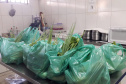 As escolas estaduais do Paraná já estão se organizando para realizar a primeira entrega dos alimentos que compõem a merenda escolar para estudantes inscritos no programa Bolsa Família e/ou em situação de vulnerabilidade, conforme o governador Carlos Massa Ratinho Junior determinou no Decereto 4.316/2020. São cerca de 230 mil alunos inscritos no programa no Paraná. Foto:SEED