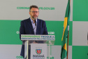 O Governador Carlos Massa Ratinho Junior em pronunciamento nesta sexta-feira (27/03),  para anunciar medidas econômicas que o Governo do Estado adota para estimular a atividade produtiva e reduzir os impactos causados pela pandemia do novo coronavírus na economia. Na foto, o diretor-administrativo da Agência Paraná do BRDE, Wilson Bley Lipski.  Curitiba, 27/03/2020 - Foto: Geraldo Bubniak/AEN
