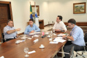 O governador Carlos Massa Ratinho Junior determinou nesta quinta-feira (02/04) a agilidade na conclusão de três hospitais regionais como forma de ampliar a força-tarefa do Estado no enfrentamento ao coronavírus. Previstas inicialmente para serem concluídas em dezembro, as obras dos complexos de Telêmaco Borba (Campos Gerais), Guarapuava (Centro) e Ivaiporã (Vale do Ivaí) serão antecipadas pela Secretaria de Estado da Saúde. 
 Foto: Ari Dias/AEN