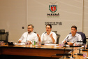 O governador Carlos Massa Ratinho Junior se reuniu por meio de videoconferência nesta segunda-feira (06) com deputados federais do Paraná para discutir estratégias conjuntas que possam ajudar o Estado a superar a crise e reforçar as ações de combate à pandemia de coronavírus. Segundo estimativas da Secretaria da Fazenda, o Paraná deixou de arrecadar R$ 220 milhões em tributos apenas em março.
Foto: Rodrigo Felix Leal