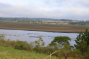 Barragem do Iraí - Construída entre os Municípios de Pinhais e Piraquara, Paraná, a barragem do Rio Iraí destina-se ao abastecimento de água da região metropolitana de Curitiba. 07/04/2020 -  Foto: Geraldo Bubniak/AEN