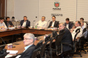 O governador Carlos Massa Ratinho Junior participou nesta quarta-feira (8) de uma videoconferência com presidentes de entidades sindicais estaduais e nacionais. O encontro serviu para estreitar o diálogo com as lideranças dos trabalhadores e teve como objetivo primordial a defesa dos empregos diante dos reflexos econômicos gerados pela pandemia do novo coronavírus. Foto: Ari Dias/AEN
