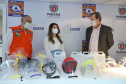 A entrega de 500 máscaras do modelo Face Shield, 200 litros de álcool glicerinado e 150 quilos de álcool em gel foi feita pelo superintendente Aldo Bona ao coordenador da Defesa Civil, tenente-coronel Fernando Schunig. A entrega foi acompanhada pela primeira-dama e presidente do Conselho de Ação Solidária, Luciana Saito Massa, e pela Superintendente Geral de Ação Solidária, Jeslayne Valente.