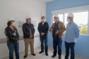 O governador Carlos Massa Ratinho Junior vistoriou nesta terça-feira (14) as obras do novo Hospital Regional de Guarapuava, na Região Central do Estado. Uma ala do complexo médico teve a construção antecipada para que possa ser direcionada exclusivamente para o tratamento do coronavírus. A previsão é que fique pronta em até 45 dias