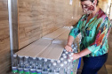 Rede de voluntários do Governo do Paraná recebe de empresas doações de álcool glicerinado e produtos de limpeza. Foto: SEJUF