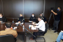 O Departamento de Estradas de Rodagem do Paraná (DER/PR) realizou nesta quinta-feira (23) uma reunião técnica, pela internet, para apresentar os projetos de engenharia de duas obras que serão realizadas na Avenida Souza Naves, em Ponta Grossa, região dos Campos Gerais. As obras são resultado do acordo de leniência entre a Concessionária CCR-Rodonorte e o Ministério Público Federal (MPF), e vão priorizar trechos com registro elevado de acidentes de trânsito.Foto:DER