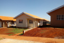 Cinquenta famílias de Nova Aurora, na região Oeste do Paraná, receberam nesta sexta-feira (8) as chaves de casas populares construídas em um trabalho integrado do Governo do Estado com o governo federal e a prefeitura. Foto: Cohapar