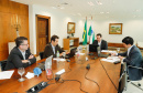 O governador Carlos Massa Ratinho Junior fez uma videoconferência nesta terça-feira (12) com o grupo YPO (Young Presidents Organization) e apresentou um panorama das principais ações do Estado na área da saúde e as perspectivas de retomada da economia depois do pico da Covid-19.
