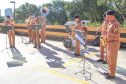 Banda de Música da PM faz homenagem para enfermeiros do Hospital da PM no Dia Internacional da Enfermagem. Foto:PMPR