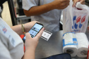 Utilizacao do Cartao Comida Boa  nesta terça-feira (12), em  Supermercado na cidade de Sarandi. O programa visa atender pessoas em vulnerabilidade social durante a Pandencia de Covid19.   12/05/2020 -  Foto: Geraldo Bubniak/AEN