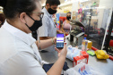 Utilizacao do Cartao Comida Boa  nesta terça-feira (12), em  Supermercado na cidade de Sarandi. O programa visa atender pessoas em vulnerabilidade social durante a Pandencia de Covid19.   12/05/2020 -  Foto: Geraldo Bubniak/AEN