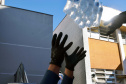 O Complexo Hospitalar do Trabalhador (CHT), em Curitiba, recebeu nesta terça-feira (26) uma doação de 24 mil garrafas de água (12 mil litros) da Coca-Cola FEMSA Brasil. Cerca de dois mil profissionais de saúde serão beneficiados nas unidades próprias que fazem parte do CHT: o Hospital do Trabalhador, o Centro Hospitalar de Reabilitação e o Hospital de Infectologia e Retaguarda Clínica Oswaldo Cruz. 
Foto: Américo Antonio/SESA
