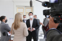 O governador Carlos Massa Ratinho Junior confirmou nesta quarta-feira (03) que o Hospital Erasto Gaertner, de Curitiba, é quem vai administrar o Hospital Regional de Guarapuava, na Região Central do Paraná. O convênio, inclusive, já foi assinado pelas partes. Em fase final de construção, o complexo médico deve ser inaugurado pelo Governo do Paraná até o fim deste mês. 
Curitiba, 03/06/2020 - Foto: Geraldo Bubniak/AEN