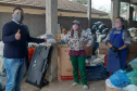 A Secretaria de Estado do Desenvolvimento Sustentável e do Turismo entregou 2.185 máscaras de pano para 29 cooperativas de materiais reciclados de 24 municípios paranaenses. A ação busca proteger os catadores de materiais recicláveis durante a pandemia do Covid-19. O repasse aconteceu a partir de segunda-feira (01). Foto: Divulgação/SEDEST