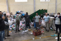 A Secretaria de Estado do Desenvolvimento Sustentável e do Turismo entregou 2.185 máscaras de pano para 29 cooperativas de materiais reciclados de 24 municípios paranaenses. A ação busca proteger os catadores de materiais recicláveis durante a pandemia do Covid-19. O repasse aconteceu a partir de segunda-feira (01). Foto: Divulgação/SEDEST