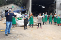 A Secretaria de Estado do Desenvolvimento Sustentável e do Turismo entregou 2.185 máscaras de pano para 29 cooperativas de materiais reciclados de 24 municípios paranaenses. A ação busca proteger os catadores de materiais recicláveis durante a pandemia do Covid-19. O repasse aconteceu a partir de segunda-feira (01). Foto: Divulgação/SEDEST