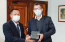O Paraná recebeu 400 mil máscaras cirúrgicas do Escritório Econômico e Cultural de Taipei no Brasil, organização que representa os interesses de Taiwan no País
