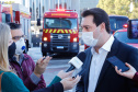O Governo do Estado reforçou a estrutura do Corpo de Bombeiros do Paraná com a aquisição de 34 novos veículos e seis aparelhos desencarceradores. A entrega dos equipamentos foi feita nesta quarta-feira (24) pelo governador Carlos Massa Ratinho Junior em cerimônia simbólica no Palácio Iguaçu.