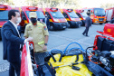 O Governo do Estado reforçou a estrutura do Corpo de Bombeiros do Paraná com a aquisição de 34 novos veículos e seis aparelhos desencarceradores. A entrega dos equipamentos foi feita nesta quarta-feira (24) pelo governador Carlos Massa Ratinho Junior em cerimônia simbólica no Palácio Iguaçu.