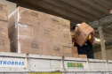 Governo entrega cestas básicas a catadores de materiais recicláveis. Foto: SUDIS