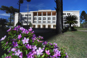 O Colégio Estadual do Paraná (CEP), localizado em Curitiba, está passando pela maior reforma e restauro da história. A sede atual do Colégio foi inaugurada em 1950 e desde então nunca havia sido restaurada. Algumas reformas foram feitas ao longo dos anos, mas esta é a primeira vez que o prédio é restaurando, preservando e resgatando características originais da edificação.