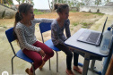 Professores realizam tutoria pedagógica via Meet com alunos das ilhas do litoral paranaense. Foto:SEED