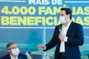 O convênio com a Pacaembu Construtora, empresa com sede em São Paulo, prevê investimentos de R$ 540 milhões. O acordo foi assinado nesta quarta-feira (5), em cerimônia no Palácio Iguaçu, pelo governador Carlos Massa Ratinho Junior, o presidente da Cohapar, Jorge Lange, prefeitos e representantes da empresa. A expectativa é que as casas fiquem prontas no primeiro semestre de 2022.