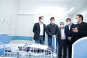 A ala neonatal, materno e infantil do Hospital Universitário Regional dos Campos Gerais, em Ponta Grossa, será transferida ao Hospital da Criança João Vargas de Oliveira, para dar lugar a novos leitos exclusivos para pacientes com Covid-19. O governador Carlos Massa Ratinho Junior esteve nesta quarta-feira (19) na cidade e formalizou a migração para a nova unidade.