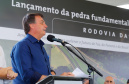 O presidente Jair Bolsonaro e o governador Carlos Massa Ratinho Junior lançaram nesta quinta-feira (27), em Foz do Iguaçu, a pedra fundamental da duplicação da Rodovia das Cataratas (BR-469), do trevo de acesso à Argentina até a entrada do Parque Nacional do Iguaçu. A cerimônia concretiza a obra de 8,7 quilômetros.