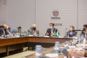 A montadora de caminhões TatraBras, que pertence ao grupo CSG Aerospace, da República Tcheca, oficializou nesta quinta-feira (3) investimento de R$ 102 milhões até 2026 em uma planta em Ponta Grossa, na região dos Campos Gerais. O protocolo de adesão da empresa ao programa de benefícios fiscais do Paraná foi assinado pelo governador Carlos Massa Ratinho Junior e pelo presidente da empresa, Rui Lemes, no Palácio Iguaçu.