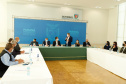 O governador Carlos Massa Ratinho Junior, o presidente do Tribunal de Justiça do Paraná, desembargador Adalberto Xisto Pereira, e o segundo vice-presidente, desembargador José Laurindo de Souza Netto formalizaram nesta quinta-feira (3) a criação do Cejus Casa Fácil e do Cejusc Fundiário, que vão atuar na mediação e conciliação de conflitos no Estado.