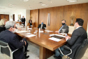 O governador Carlos Massa Ratinho Junior assinou nesta terça-feira (22), no Palácio Iguaçu, a ordem de serviço para as obras de ampliação da estrutura de atendimento do Hospital São Vicente, em Curitiba. Serão investidos R$ 2,3 milhões para a reforma e construção de um novo espaço em um imóvel localizado na Rua Brigadeiro Franco, cedido ao centro médico pelo Instituto Brasileiro do Meio Ambiente e dos Recursos Naturais Renováveis (Ibama)..Foto: Ari dias/AEN.