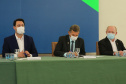 O governador Carlos Massa Ratinho Junior e o diretor-geral brasileiro de Itaipu, Joaquim Silva e Luna, formalizam nesta sexta-feira (25),  no Palácio Iguaçu, uma parceria entre o Estado e a hidrelétrica para a duplicação de 8,7 quilômetros da BR-469, em Foz do Iguaçu.  Curitiba, 24/09/2020. Foto: Geraldo Bubniak/AEN