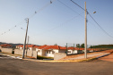 O 1º de outubro é o Dia do Idoso, data que busca fomentar a proteção e atenção com a população da terceira idade. No Paraná, as políticas públicas voltadas a este segmento ganham cada vez mais força. Nesta quinta-feira (01), o governador Carlos Massa Ratinho Junior entregou, em Jaguariaíva, nos Campos Gerais, o primeiro condomínio exclusivo para idosos do Estado.. Foto: Ari Dias/AEN