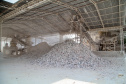 Empresas de cal e calcário geram cerca de 3 mil empregos diretos. A Calpar Comércio de Calcário é maior produtora do país e está localizada em Castro, nos Campos Gerais.  Foto: Ari Dias/AEN.