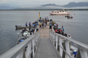 O Projeto Rio Vivo da Secretaria de Desenvolvimento Sustentável e do Turismo (Sedest) foi retomado no sábado (24), em Guaratuba, com o Festival Sul Brasileiro de Pesca. A iniciativa busca a preservação das bacias hidrográficas do Estado com o repovoamento de espécies de peixes nativos e o estímulo do turismo de atividades aquáticas.
Foto; Daniele Iachecen