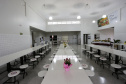 Na inauguração do Restaurante Popular Tiago de Amorim Novaes, nesta quinta-feira (29), o governador Carlos Massa Ratinho Junior destacou que o Estado tem como meta disponibilizar alimentação adequada e balanceada às populações vulneráveis, auxiliando no combate à insegurança alimentar, e que esse novo espaço será fundamental para auxiliar os cascavelenses mais humildes no pós-pandemia.
