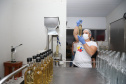 FEITO NO PARANA - Cachaça Companheira Melhor Cachaça Extra Premium do Brasil. Eleita pelo IV Ranking da Cúpula da Cachaça. Considerada a Cachaça do ano de 2020 por atingir a maior pontuação entre todas as 50 finalistas do Ranking.Jandaia do Sul - 06/10/2020 - Foto: Geraldo Bubniak/AEN