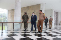 O governador em exercicio Darci Piana entrega nesta quarta-feira (11) a Medalha do Merito da Casa Militar ao lado do  Chefe da Casa Militar Tenente-Coronel Welby Pereira Sales para o Secretário da Segurança Pública do Paraná, coronel Romulo Marinho Soares, Presidente do Tribunal de Justiça, desembargador Adalberto Jorge Xisto Pereira e para o comandante da 5ª Divisão do Exército Brasileiro, general Carlos José Russo Assumpção Penteado.   Curitiba, 27/08/2020 -  Foto: Geraldo Bubniak/AEN