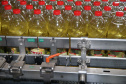 FEITO NO PARANA - Coamo cooperativa agro-industrial , a maior cooperativa da América Latina, com sede em Campo Mourão. Tem na linha alimentícia as marcas Primê, Sollus, Dualis e Anniela produz óleo de soja refinado, café torrado e moído, margarinas, farinha de trigo e gordura vegetal hidrogenada. 09/10/2020 - Foto: Geraldo Bubniak/AEN