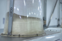 Em Ponta Grossa, o moinho Herança Holandesa, do grupo Unium - que reúne as cooperativas Frísia, Castrolanda e Capal - foi pensado para produzir farinhas especiais para linhas industriais do mercado B2B, como é conhecida a produção para outras marcas.
No entanto, em 2017, a empresa investiu em tecnologia, ampliou seu mix e iniciou a produção de farinhas para uso doméstico.
