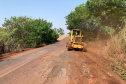 O Departamento de Estradas de Rodagem do Paraná (DER/PR) está realizando melhorias em
um trecho de 31,48 quilômetros da PR-518, de Santa Mariana até o rio Paranapanema, divisa
com São Paulo, no Norte Pioneiro.Foto: DER