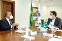 O governador Carlos Massa Ratinho Junior recebeu nesta quinta-feira (4), no Palácio Iguaçu, em Curitiba, o governador da província argentina de Tucumán, Juan Luis Manzur,
