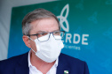 O governador Carlos Massa Ratinho Junior visitou nesta quinta-feira (10), ao lado do ministro do Desenvolvimento Regional, Rogério Marinho, a sede da construtora Tecverde, em Araucária, na Região Metropolitana de Curitiba (RMC). A empresa paranaense, fundada em 2009, é especialista no uso de uma tecnologia de origem alemã, baseada no uso da madeira, que pode acelerar a construção de casas populares.