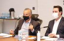 O governador Carlos Massa Ratinho Junior se reuniu nesta quinta-feira (10) com o ministro do Desenvolvimento Regional, Rogério Marinho, e o secretário nacional de Proteção e Defesa Civil, Alexandre Lucas Alves, no Palácio Iguaçu, para discutir a evolução da crise hídrica e o financiamento de projetos para os próximos meses. Os coordenadores estaduais de Defesa Civil do Paraná, Santa Catarina e Rio Grande do Sul também participaram do encontro.