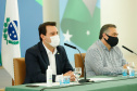 O governador Carlos Massa Ratinho Junior destacou nesta sexta-feira (11) que o Paraná está preparado para a campanha de vacinação contra o novo coronavírus assim que as vacinas forem aprovadas pelos órgãos reguladores. Ele também disse que a imunização respeitará o calendário nacional, que o Estado continua conversando com laboratórios e que tem R$ 200 milhões disponíveis para eventual aquisição, se necessário.