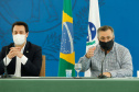 O governador Carlos Massa Ratinho Junior destacou nesta sexta-feira (11) que o Paraná está preparado para a campanha de vacinação contra o novo coronavírus assim que as vacinas forem aprovadas pelos órgãos reguladores. Ele também disse que a imunização respeitará o calendário nacional, que o Estado continua conversando com laboratórios e que tem R$ 200 milhões disponíveis para eventual aquisição, se necessário.