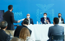 Paraná vai começar em 18 de fevereiro em formato híbrido. 
A confirmação do calendário escolar foi feita pelo governador Carlos Massa Ratinho Junior durante entrevista coletiva, nesta terça-feira (15), no Palácio Iguaçu.